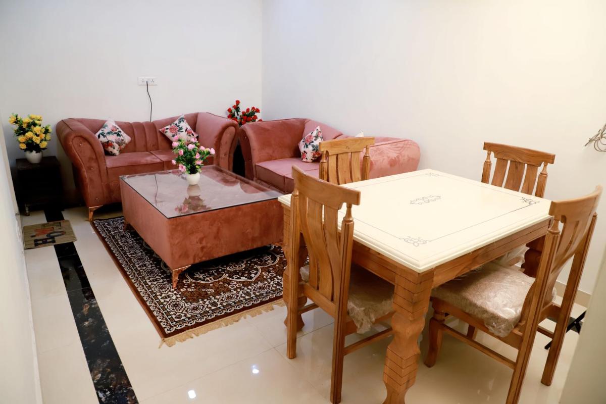 Fortune Home Service Apartment 3Bhk,E-28, Saket 2B