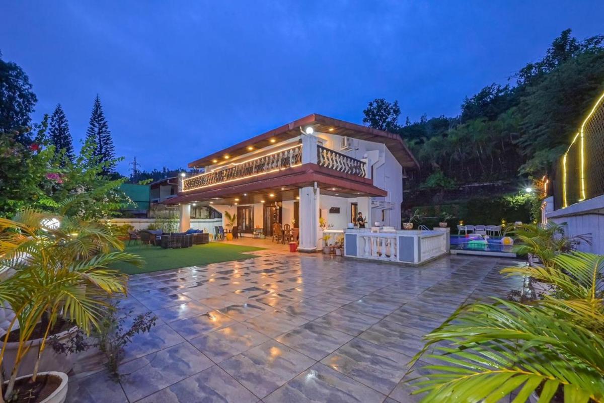Godzilla Villa