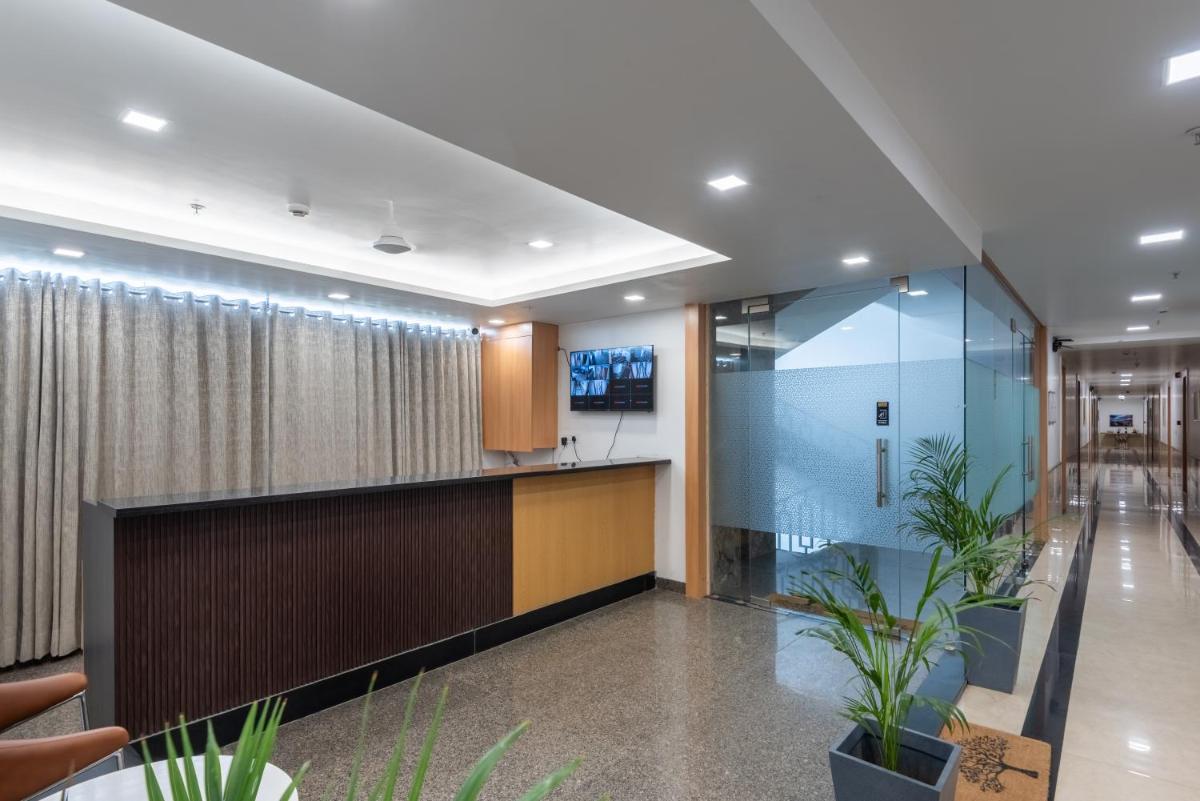Gomati Tower By Saavi Hotel