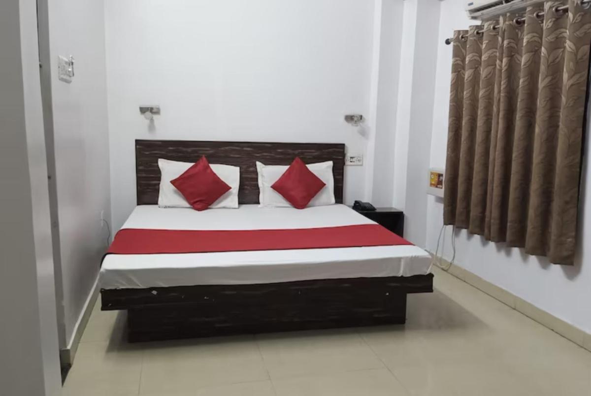 Goroomgo Kanha Inn Lucknow