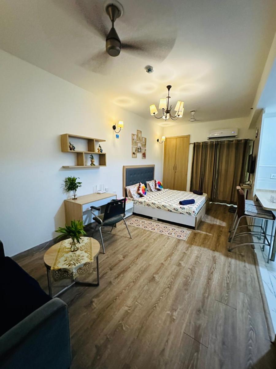 Gulmohar Suites