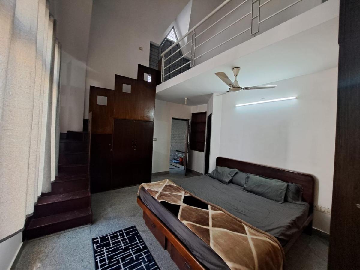 Hebbal Oasis Room with Private Pool
