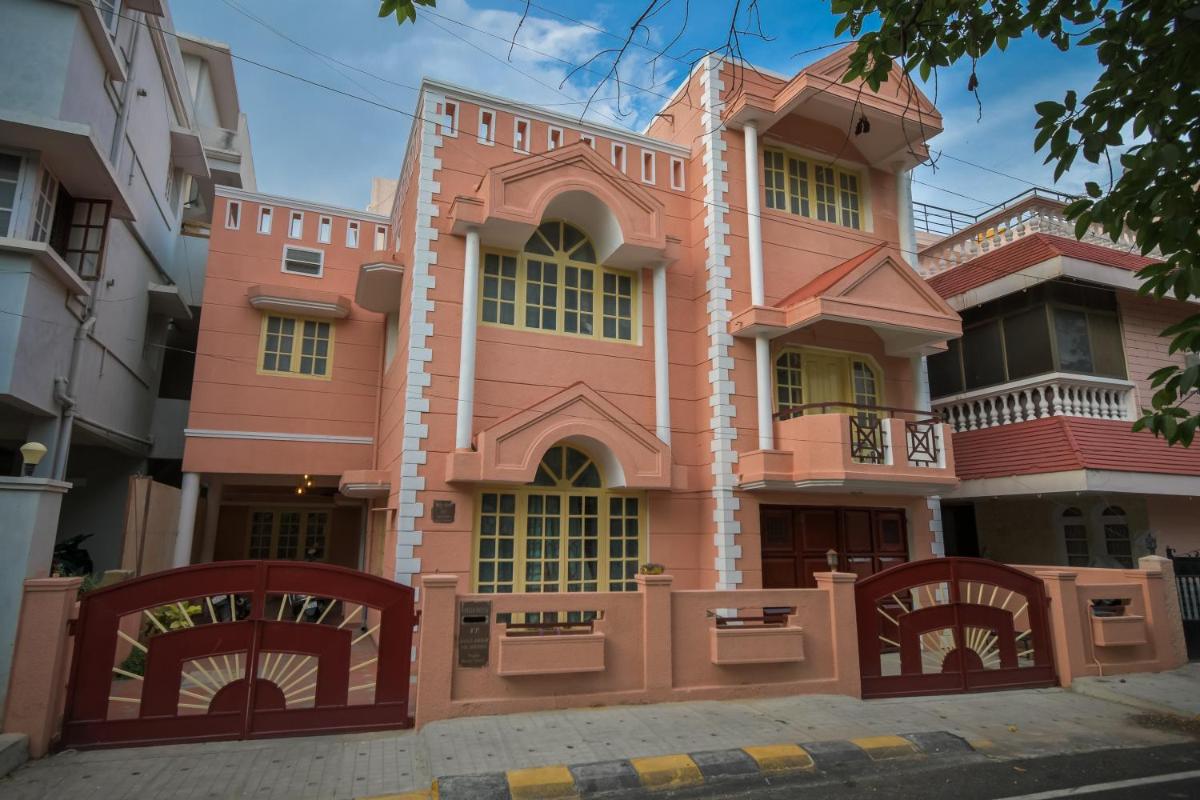 HomeSlice Nazaara, HomeStay in BTM