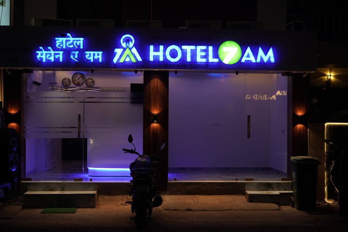 Hotel 7AM