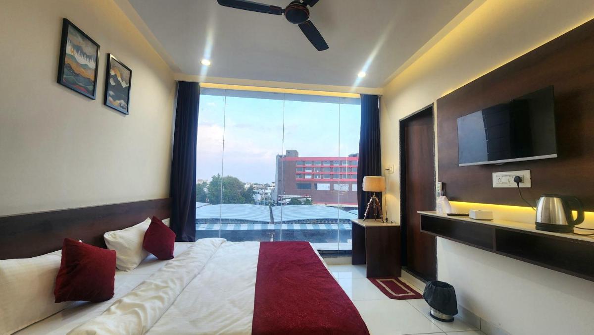 Hotel Aasra Inn