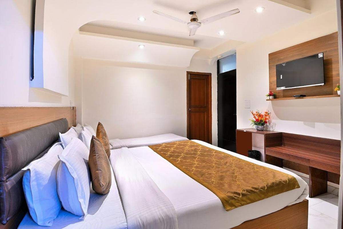 hotel airport peradise international