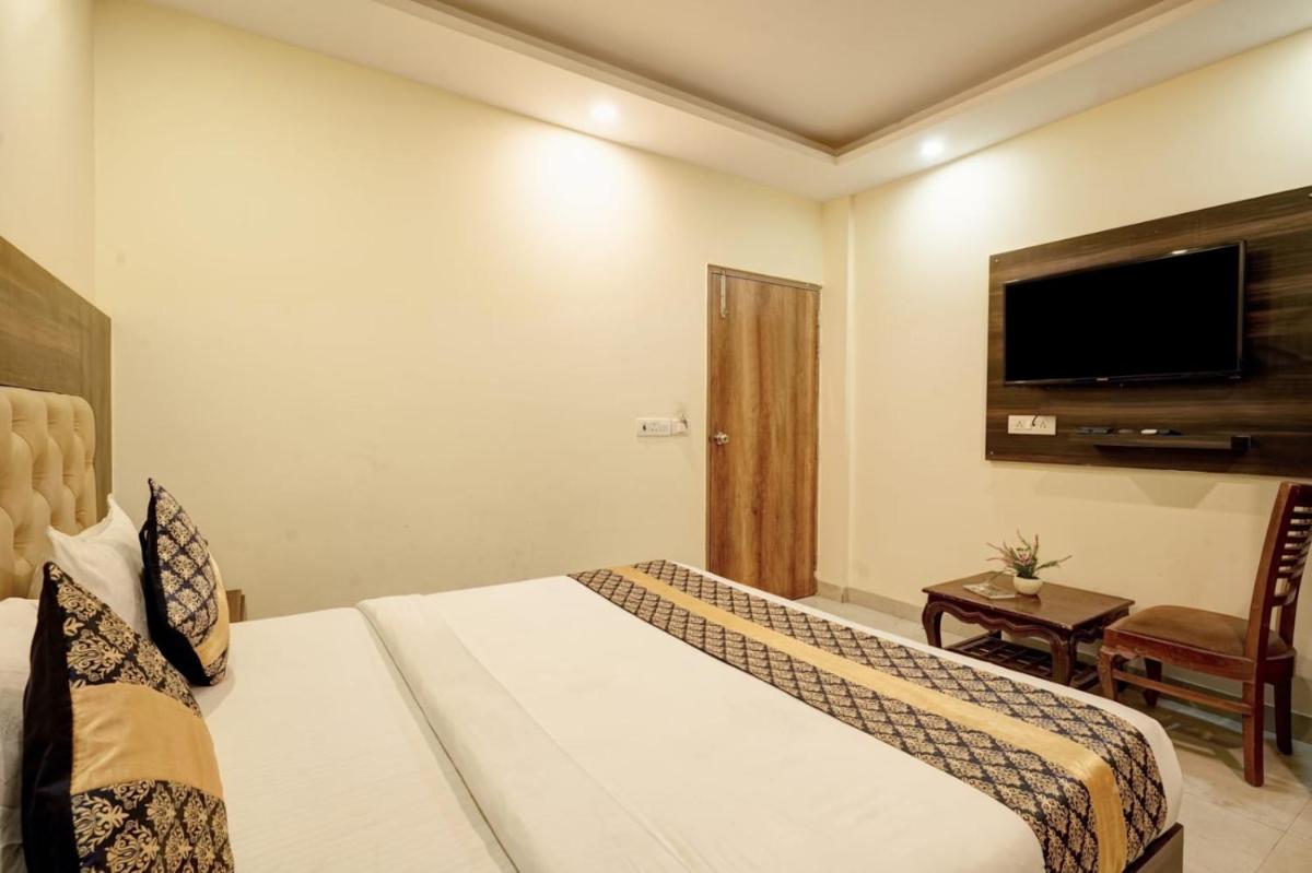 hotel alex
