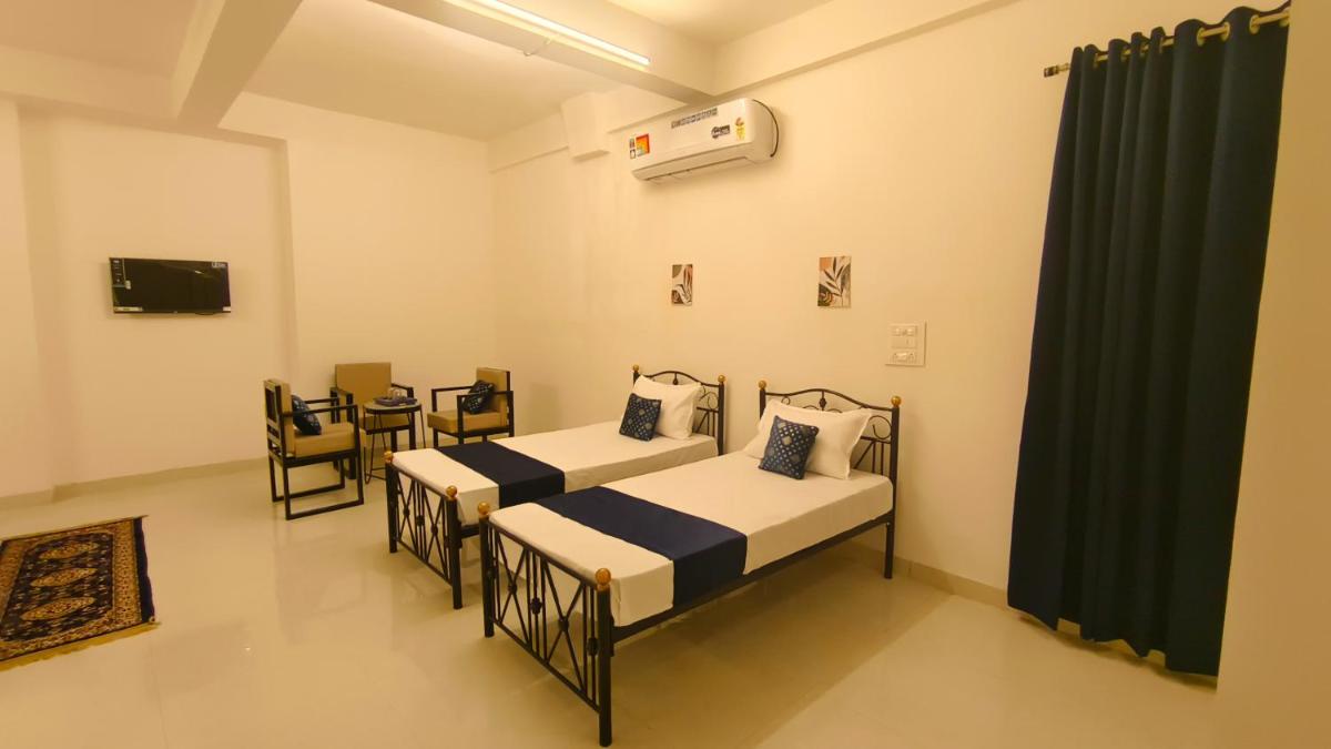 Hotel Amazing Udaipur (Prime inn )
