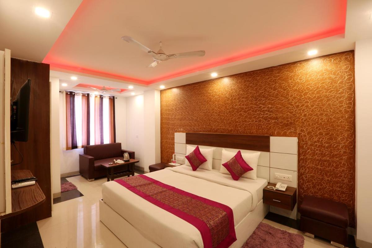 Hotel Ark View - Near Delhi Airport