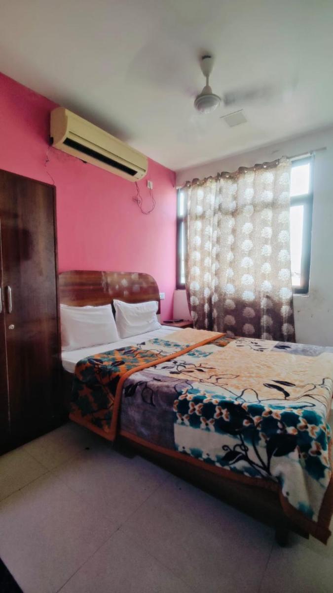 Hotel Bliss bourn lajpat nagar
