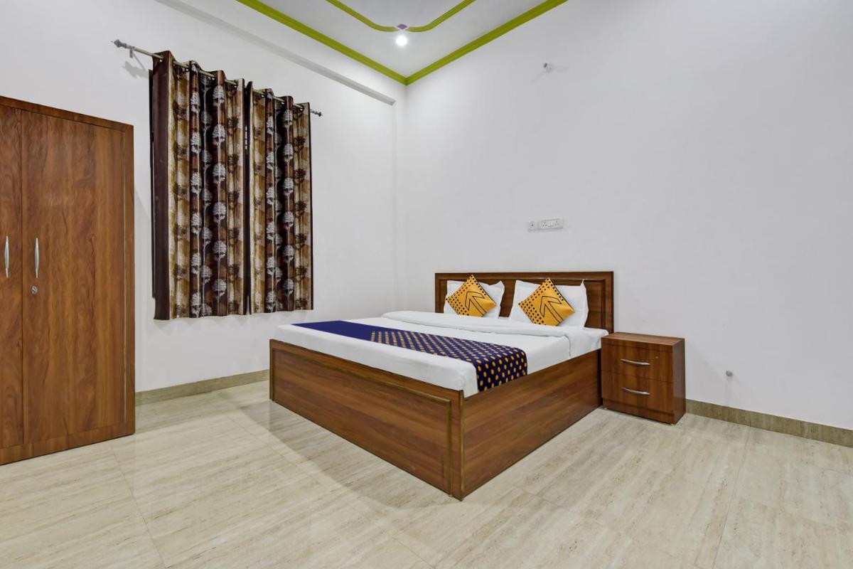 Hotel Blue Moon Palace