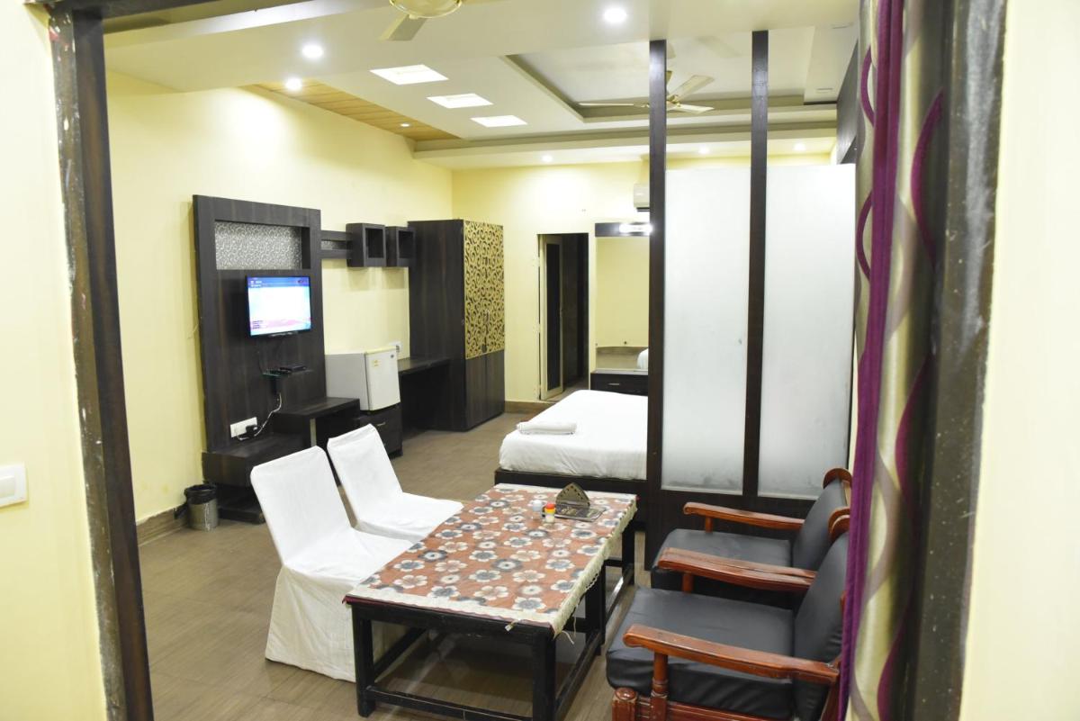 Hotel C-9