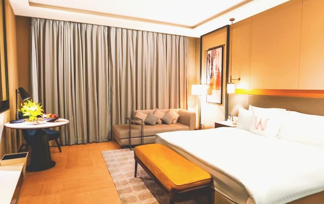 Hotel Fenix Plaza At Delhi Airport
