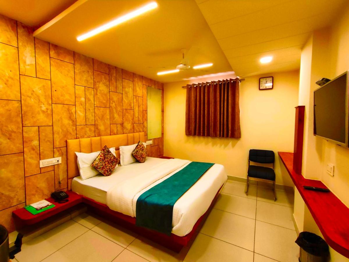 Hotel Franklein Suites At Delhi Airport