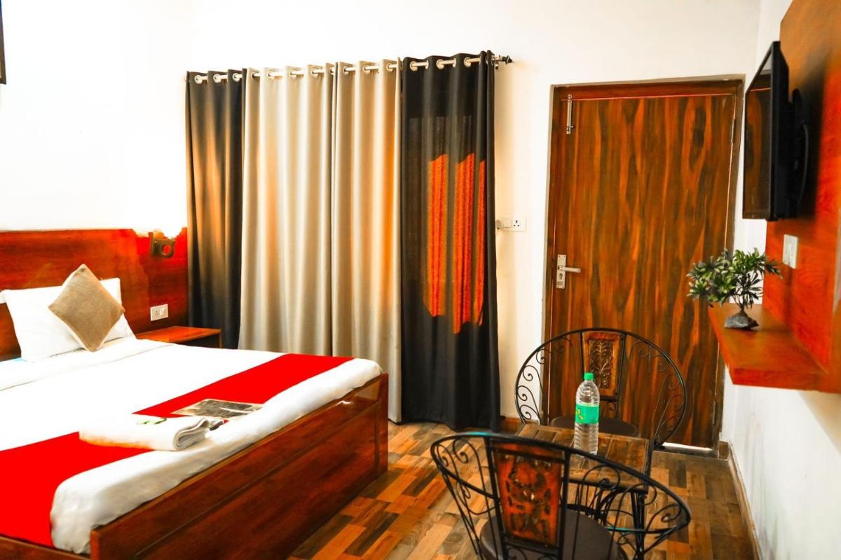 Hotel Golden House
