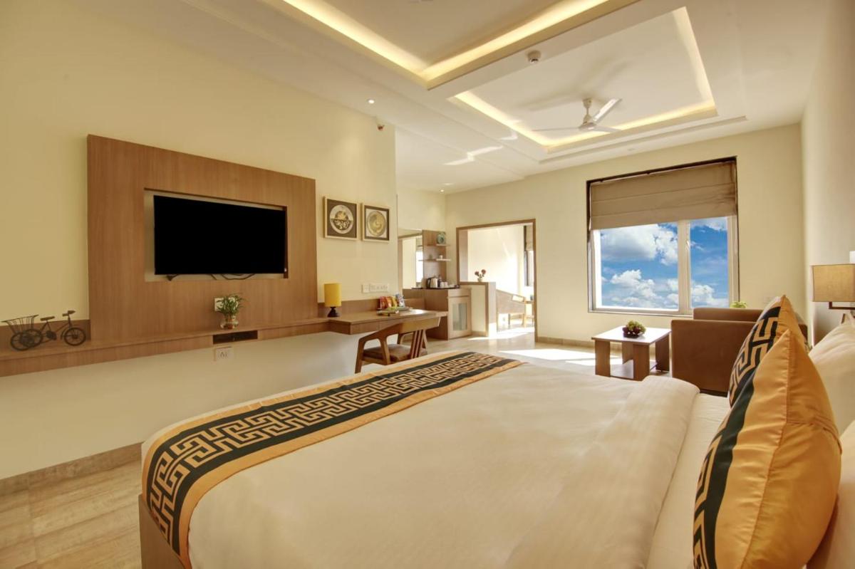 Hotel Grand Marina Near IGI Airport Delhi