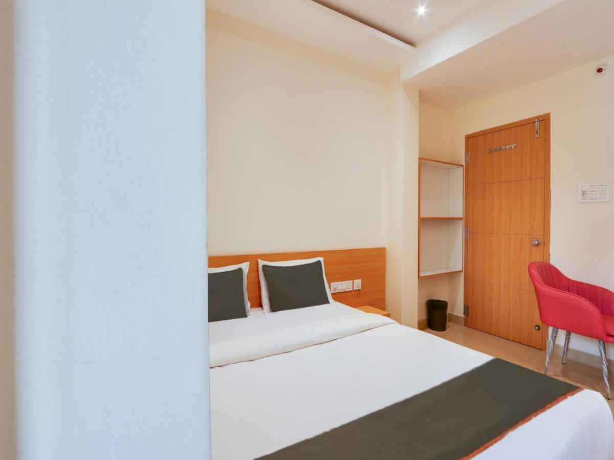 Hotel Hills Suites