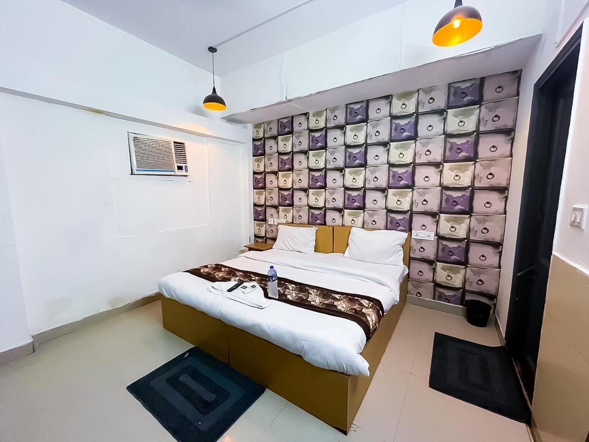 Hotel Krishna - Lajpat Nagar Near Metro