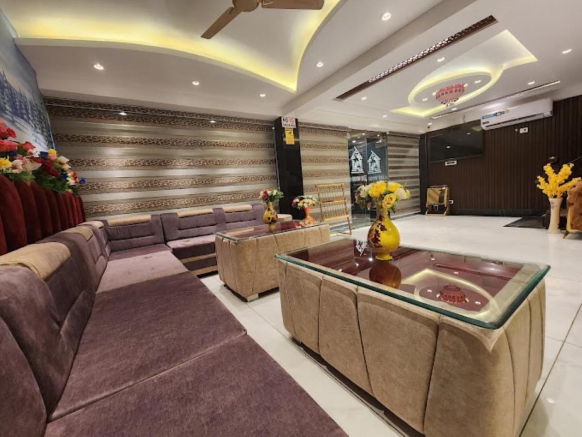 Hotel LimeWood Inn , Srinagar