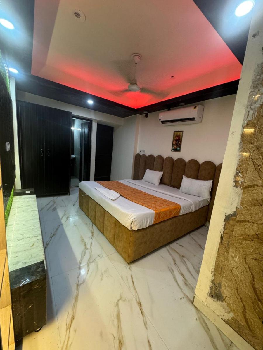 Hotel Malviya Nagar