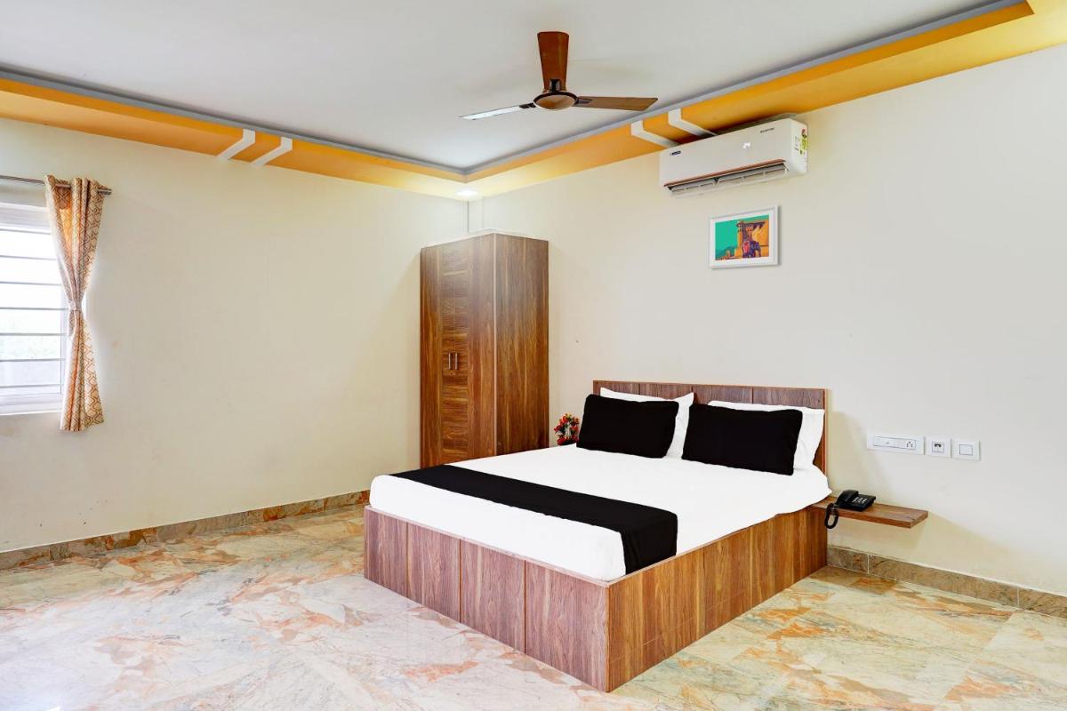 Hotel O Sriperambadhur formerly Radha Residency