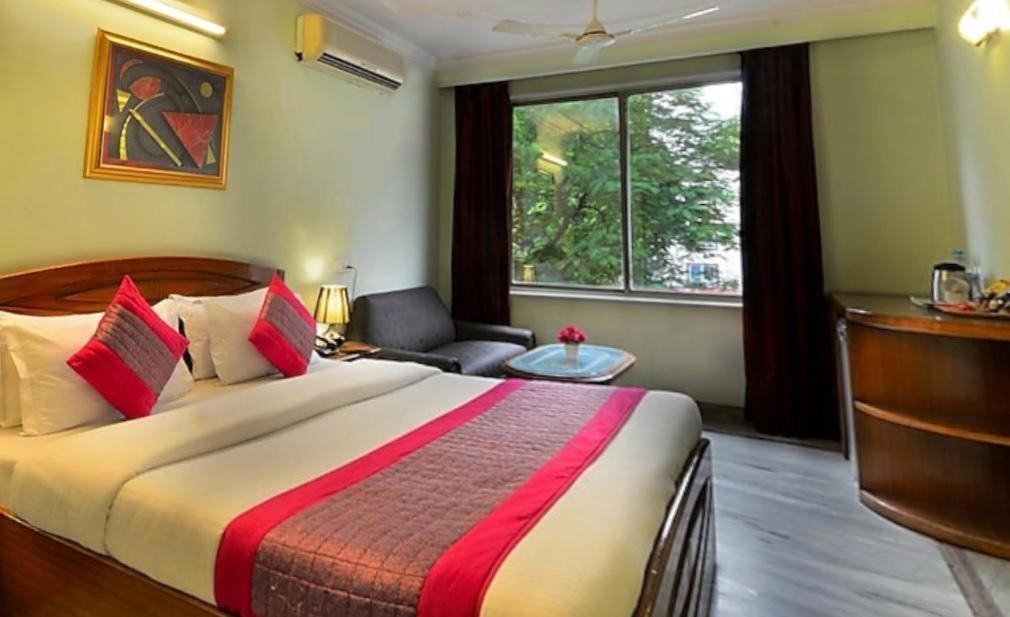 Hotel Pablas International, New Delhi, Near Metro