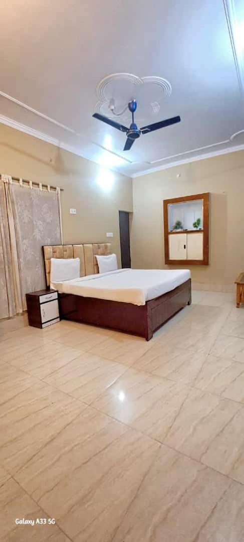 Hotel RK Residency