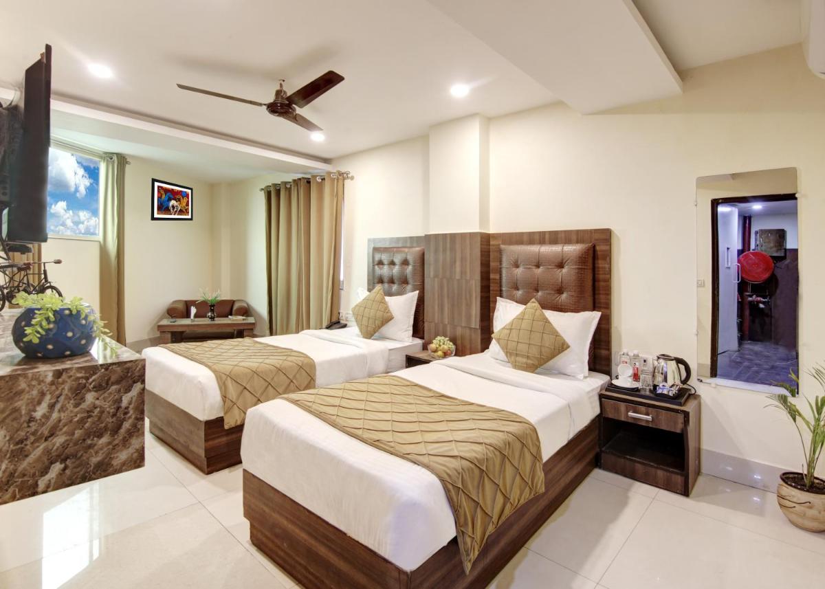 Hotel Rts Suites