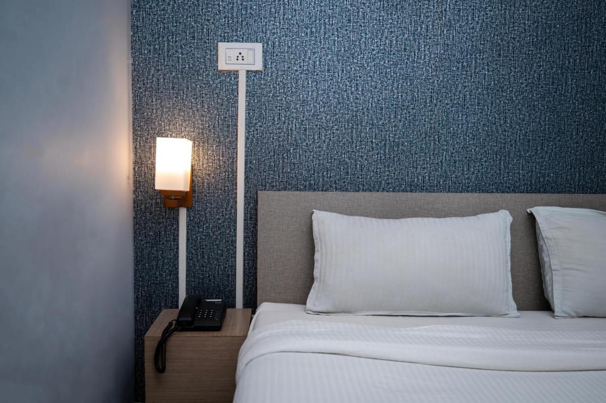 Hotel Town & Country Inn Guwahati