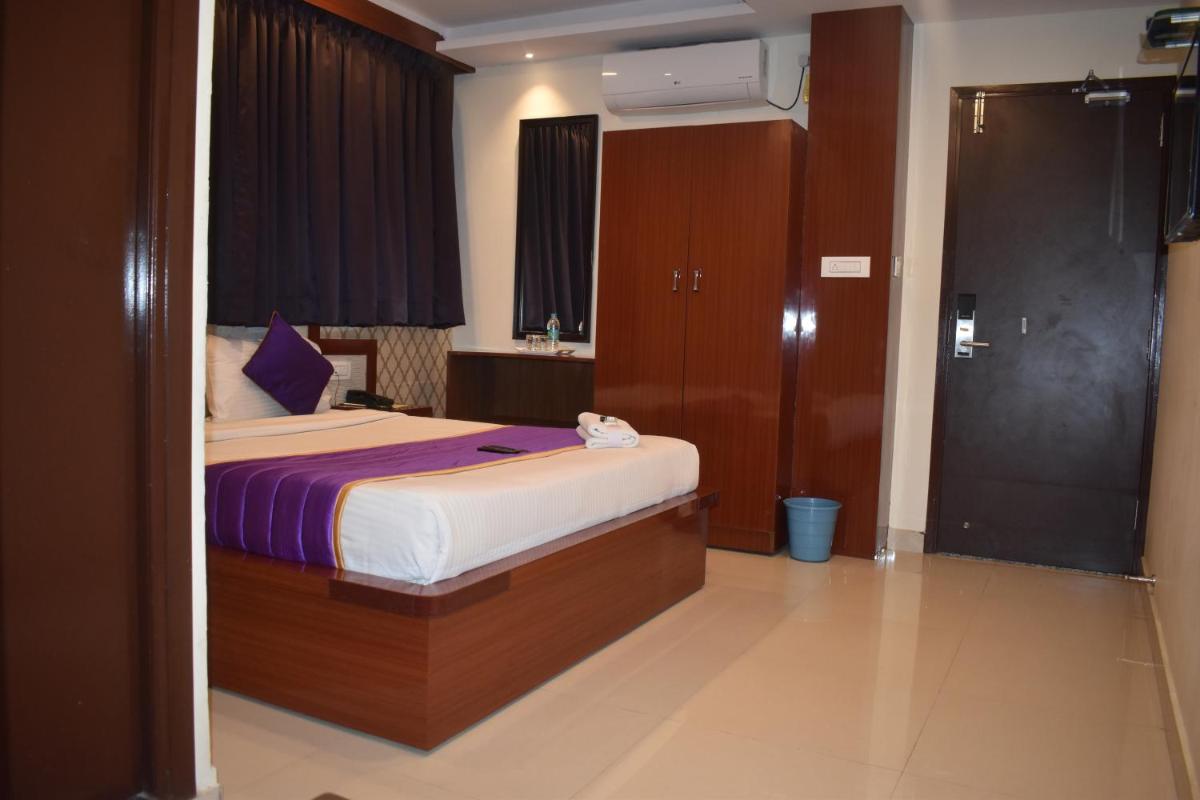 Hotel UR Comforts Jayanagar