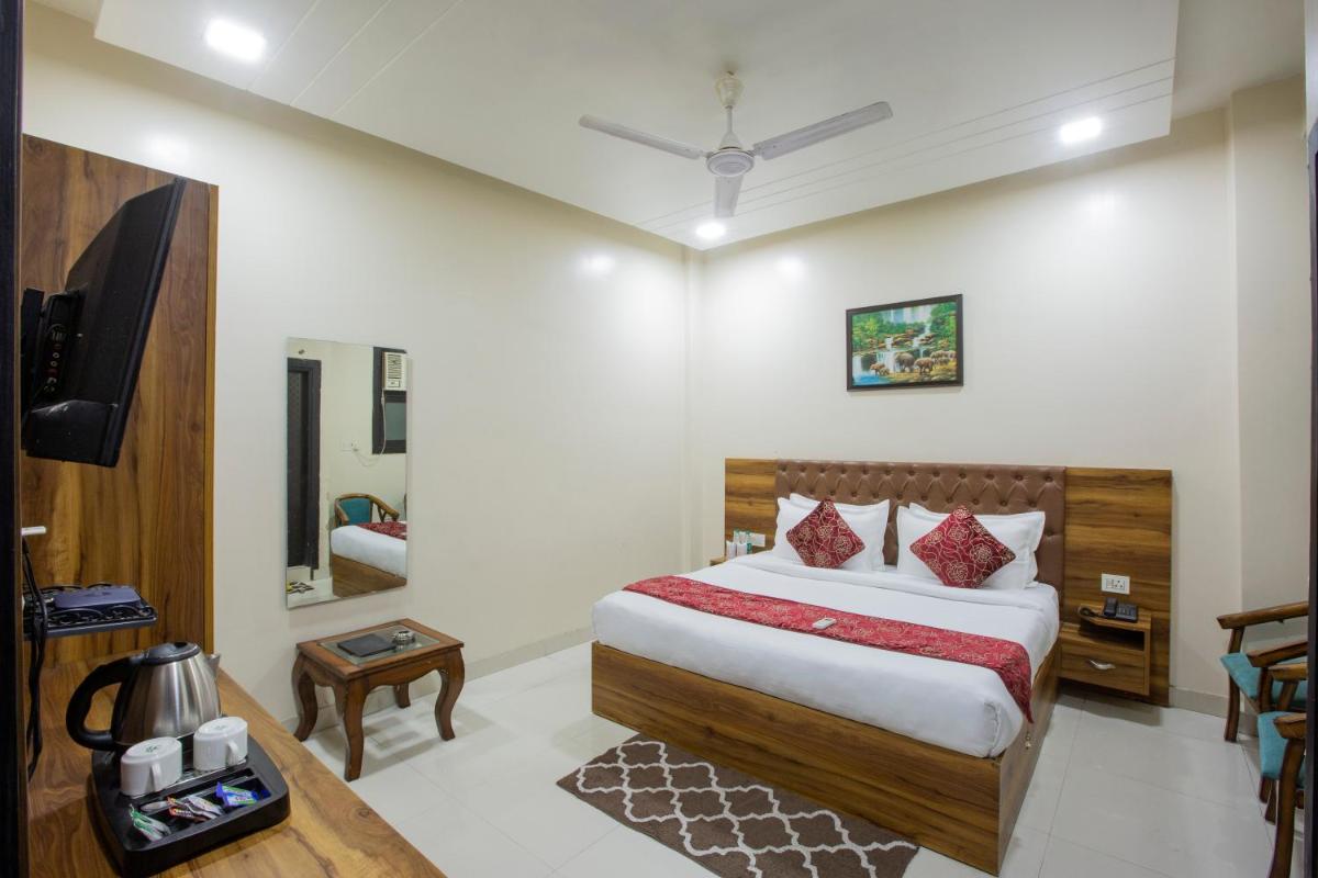 Hotel White residency Delhi Airport
