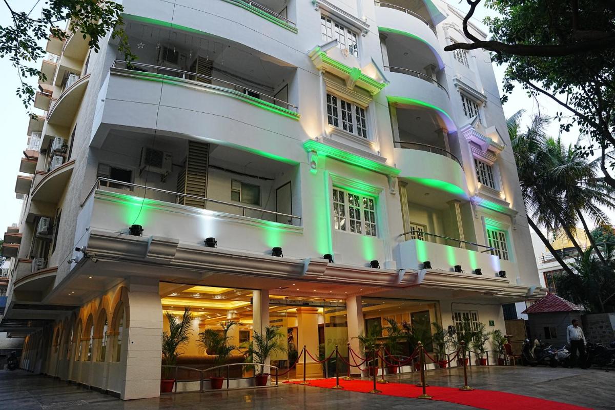 Hyde Park Aparthotel