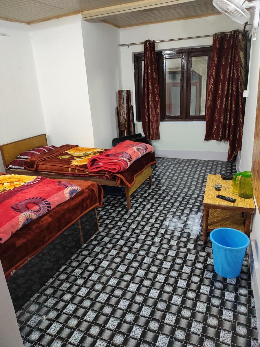 Kamran Guest House