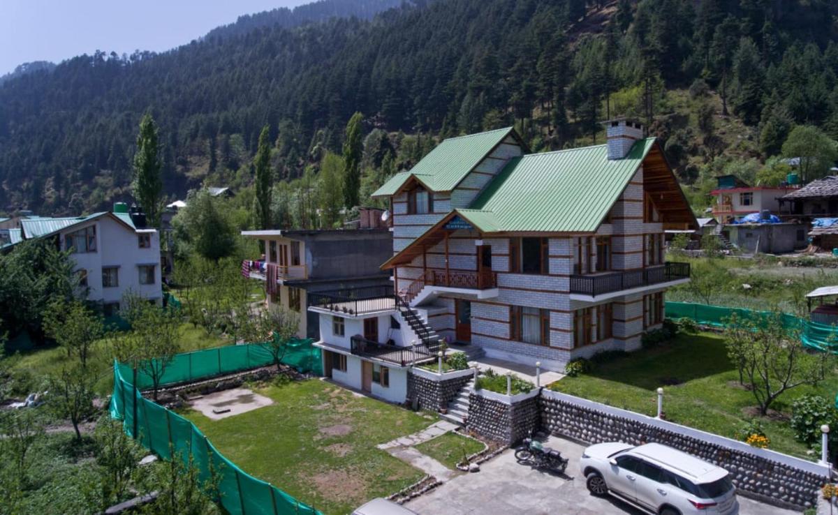 Kanyal Hills 1BHK Mudhouse