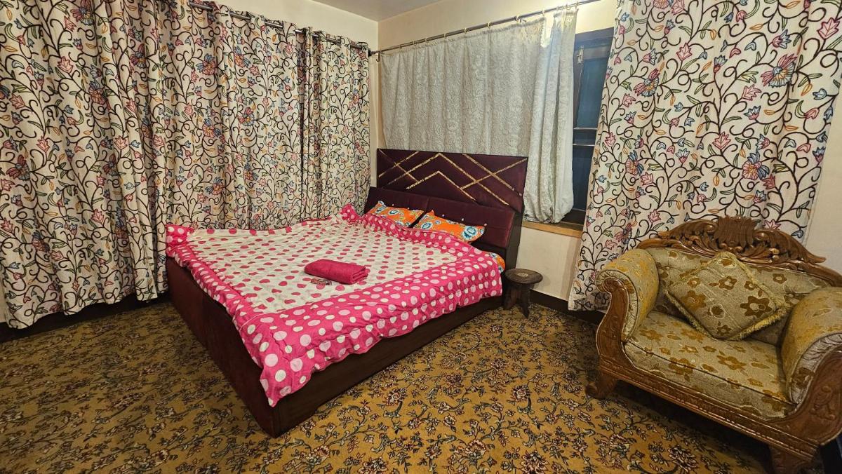kashmir Vibes Homestay