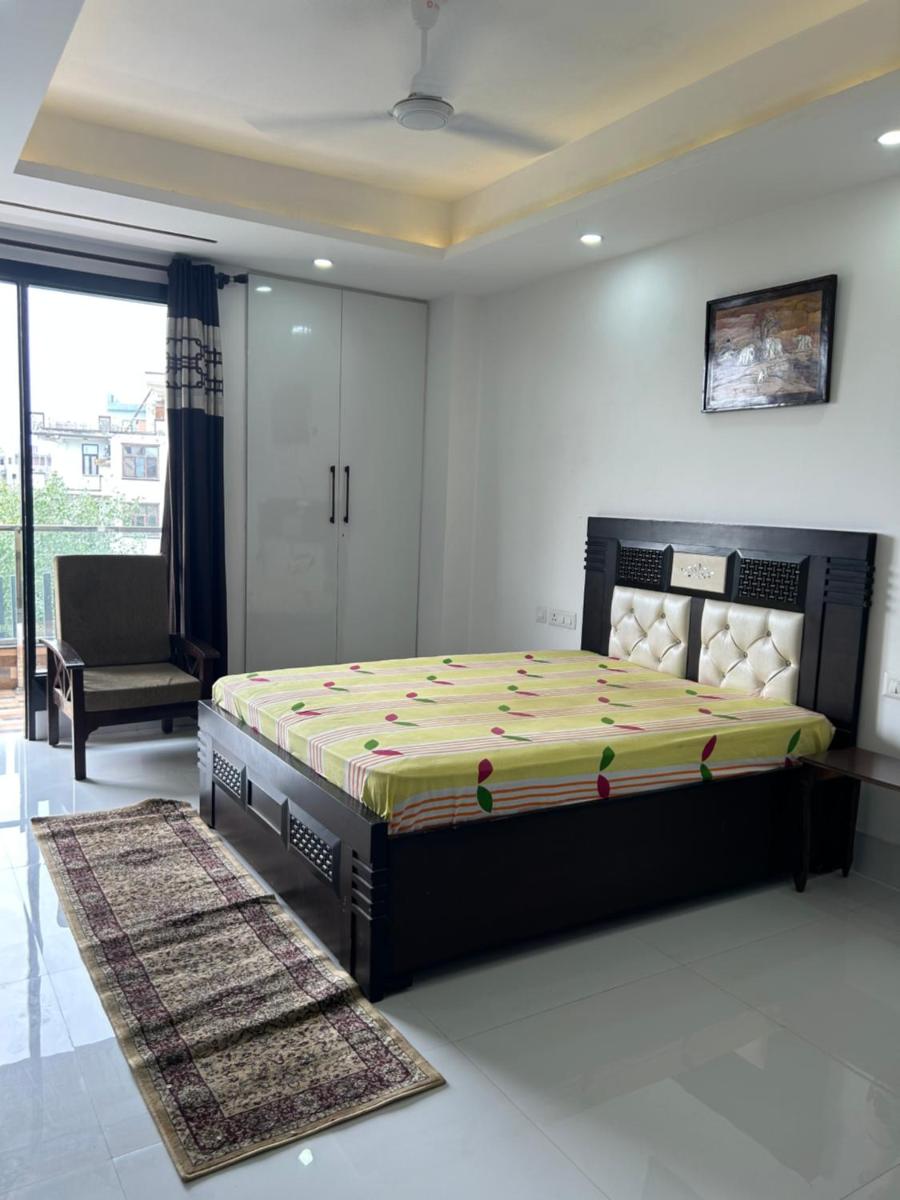 Kiki,s home