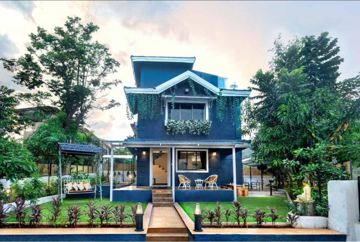 La Maison Bleu 3BHK Pvt Pool Villa - Lakhani Estates