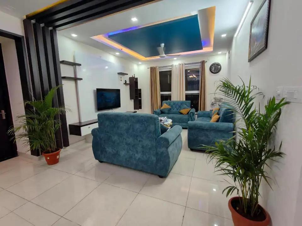 Lavishing 3 BHK at 15 Floor only for Family