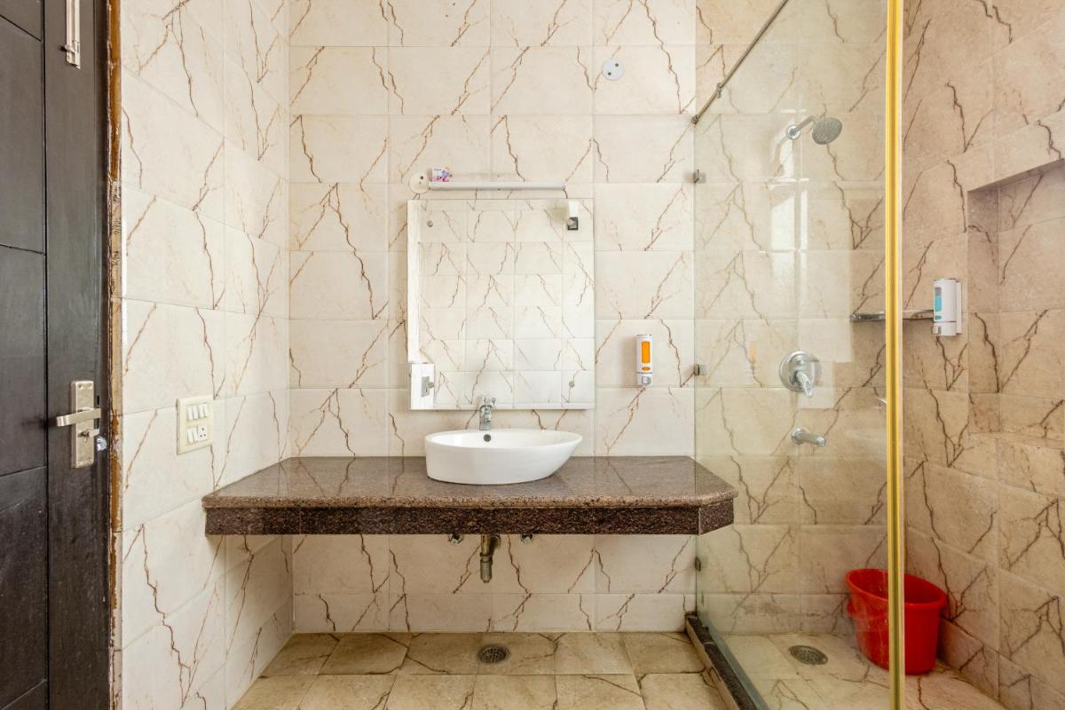 Lime Tree Hotel - Golf Course Road, Sector-43, Gurugram