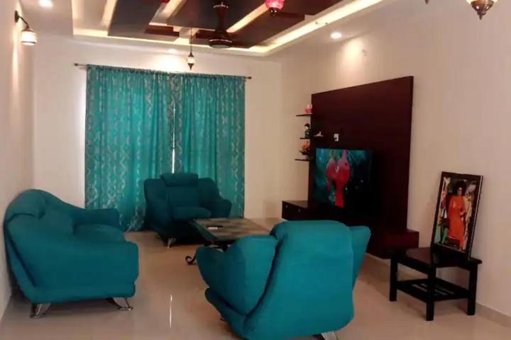 Luxurious 3BHK 34 Floor - Veg Family Only