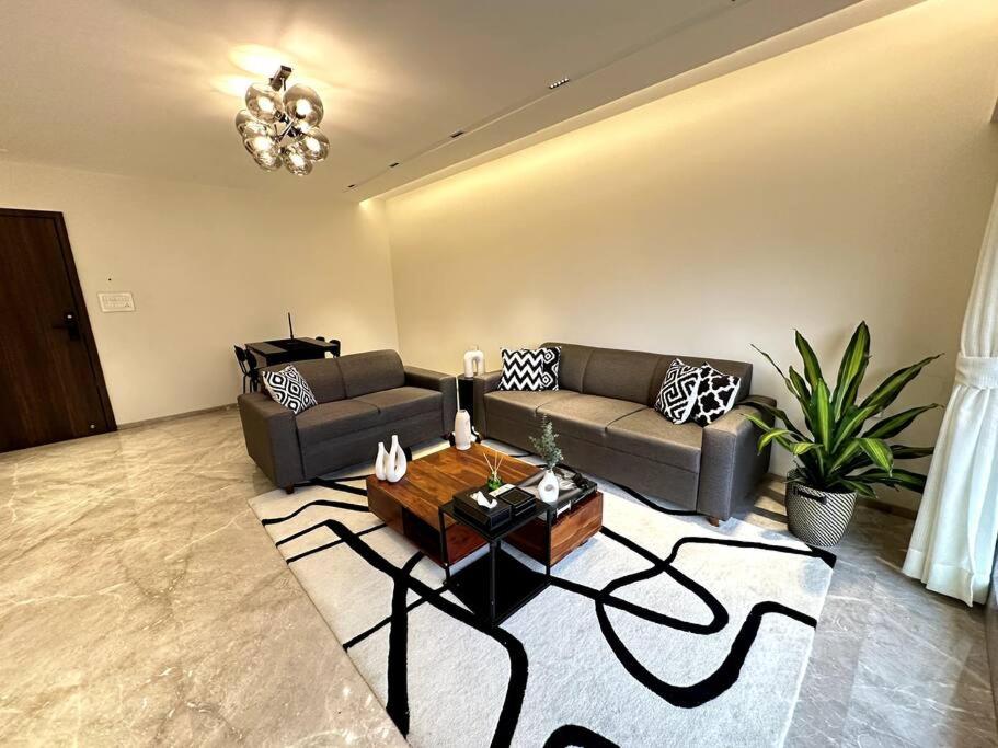 Luxury 2 BHK Apartment Near Soho House