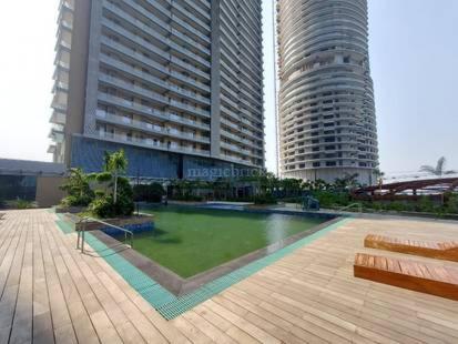 Luxury Heights with City View and River View