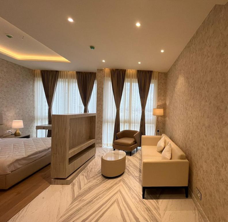 Luxury Studio at Leela Residences, Bhartiya City