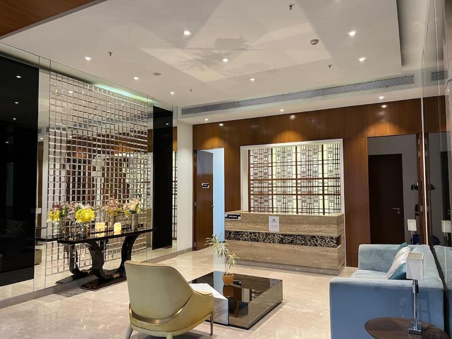 Luxury Studios Key 6