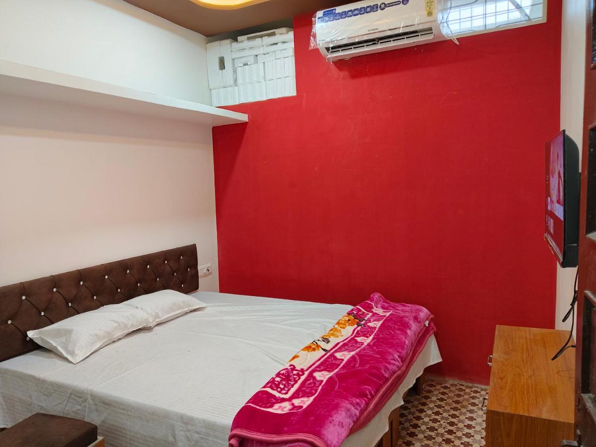 Maa Harsiddhi Guest house