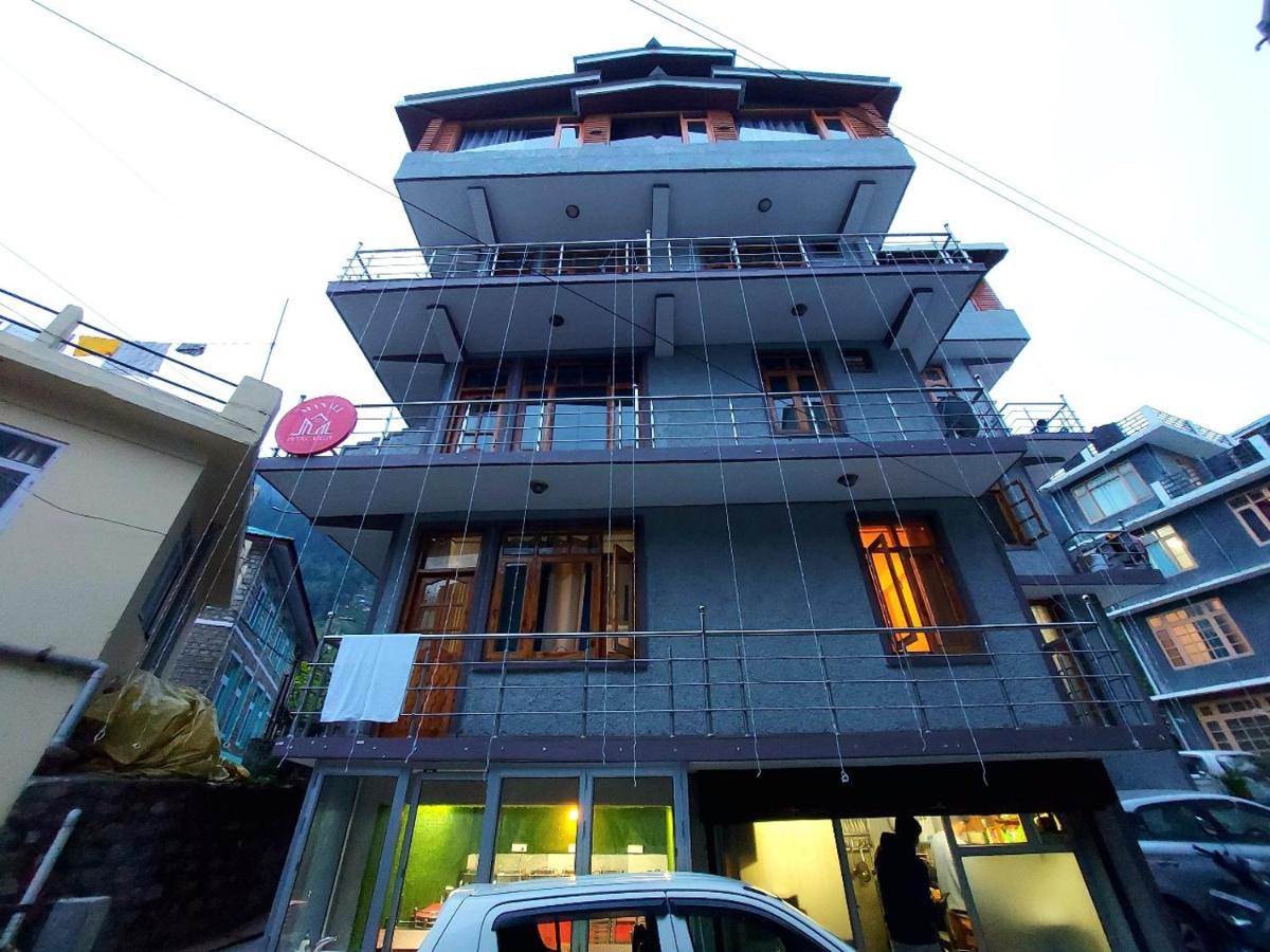 Manali Apple Villa