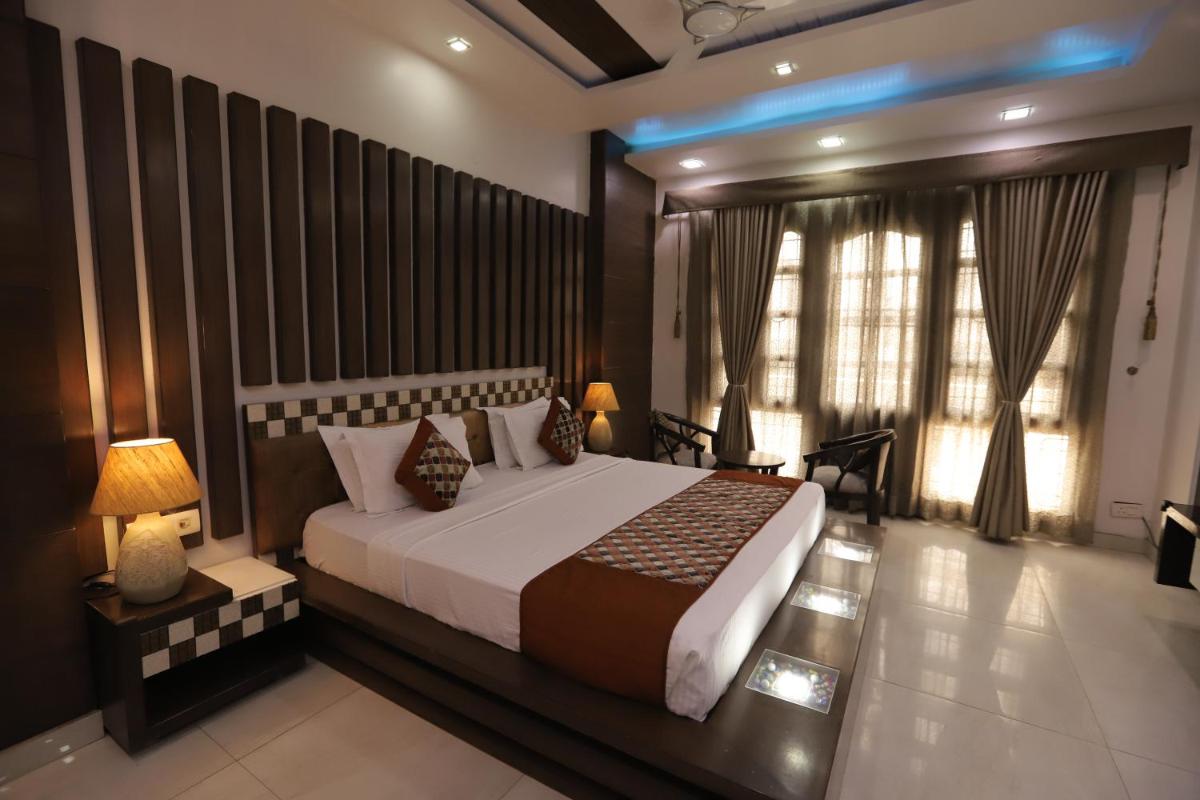 Mandakini villa