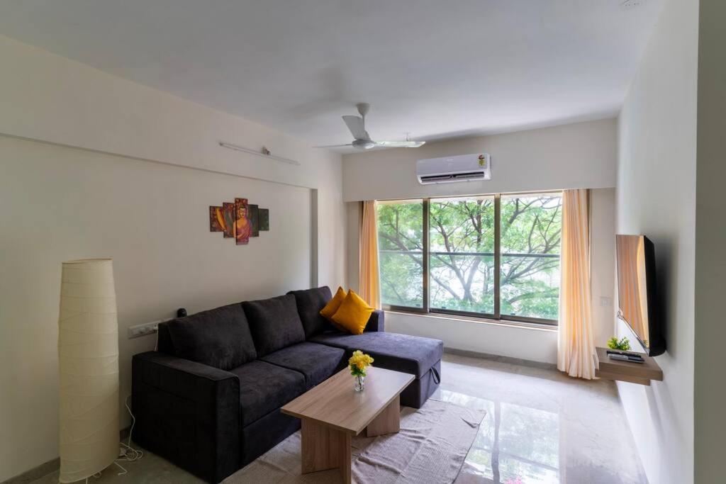 Modern, Elegant, Serene 2bhk near BKC & Airport