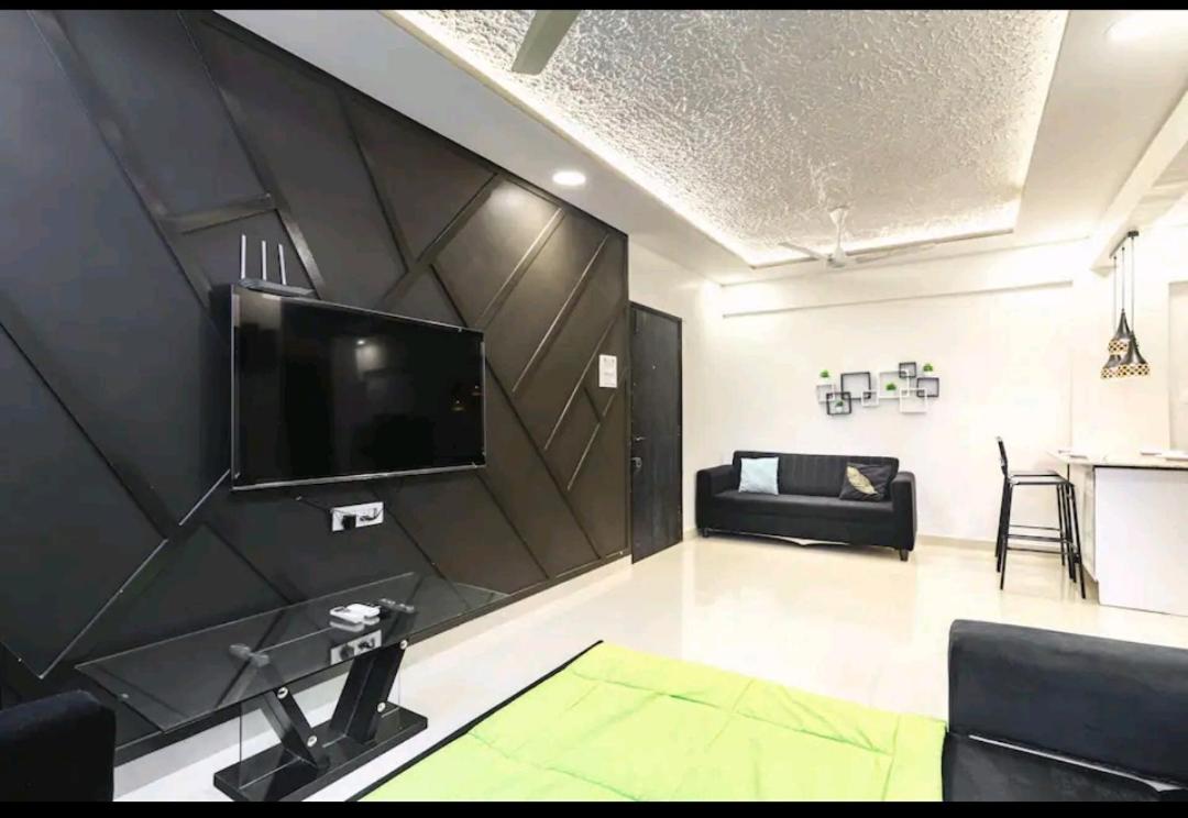 Modern,Spacious 1 BHK Apt Bandra West