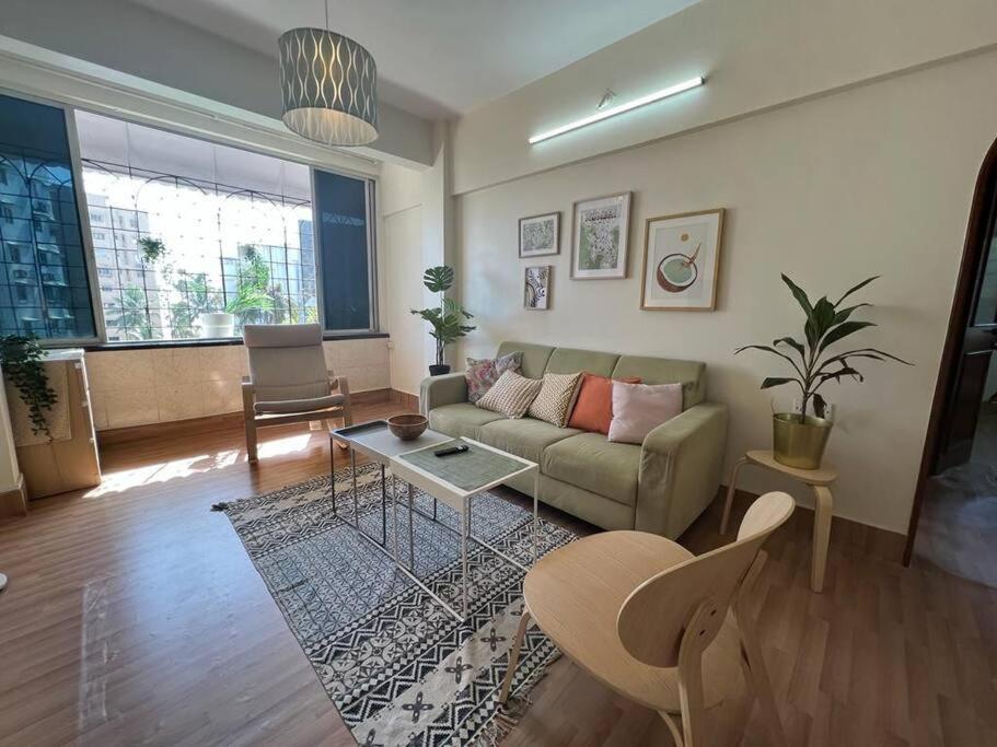 Mon Desire 5, Perry Cross Rd, Bandra West by Connekt Homes